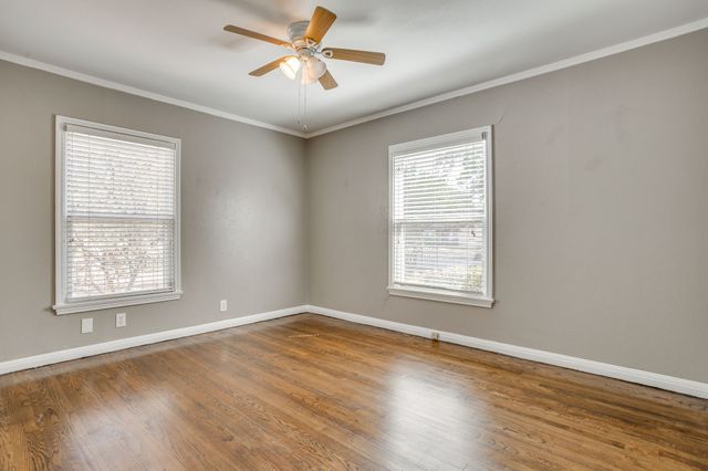 6404 Malvey Avenue, Fort Worth, TX 76116