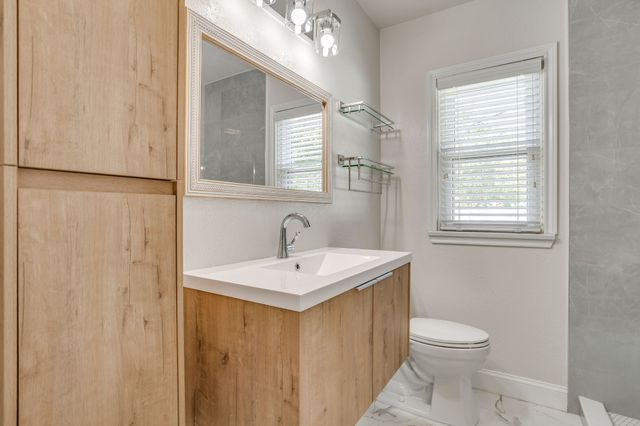 6404 Malvey Avenue, Fort Worth, TX 76116