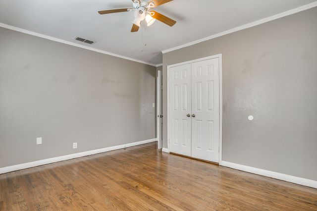 6404 Malvey Avenue, Fort Worth, TX 76116
