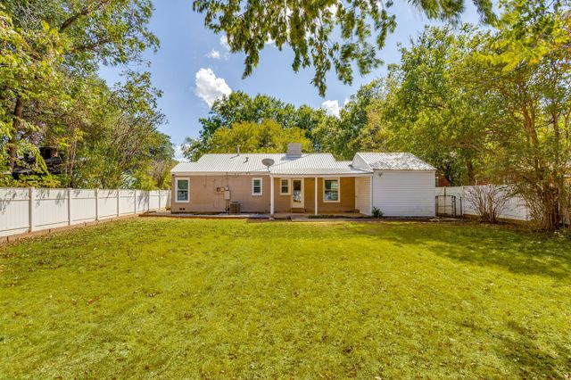 6404 Malvey Avenue, Fort Worth, TX 76116