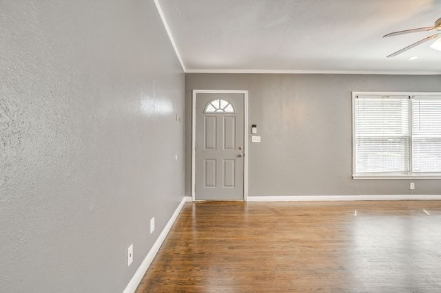 6404 Malvey Avenue, Fort Worth, TX 76116
