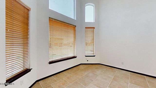 3864 TIERRA CAMPA Drive, El Paso, TX 79938