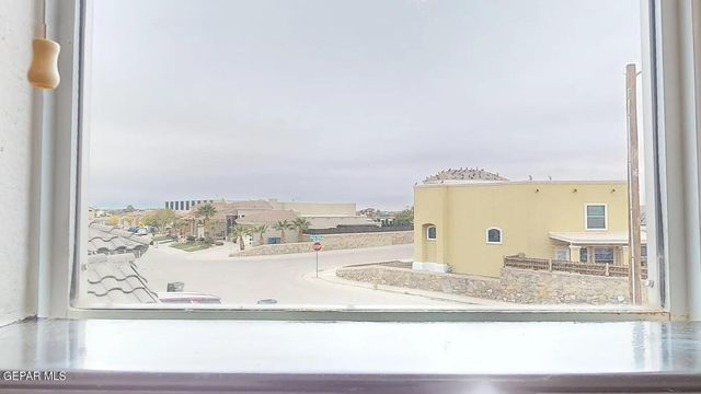 3864 TIERRA CAMPA Drive, El Paso, TX 79938