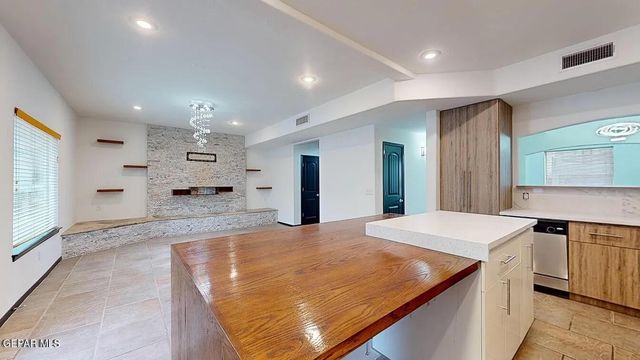 3864 TIERRA CAMPA Drive, El Paso, TX 79938