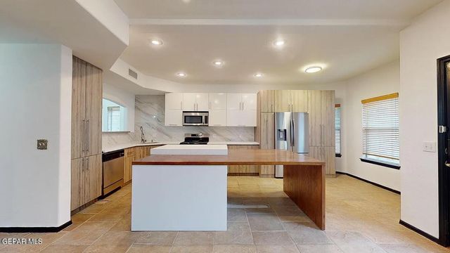 3864 TIERRA CAMPA Drive, El Paso, TX 79938