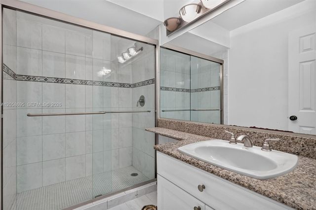 1130 NE 210th Ter, Miami, FL 33179