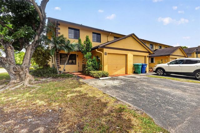 1130 NE 210th Ter, Miami, FL 33179