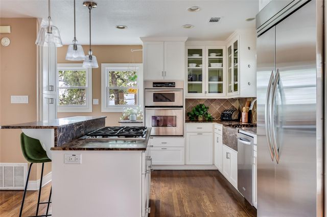 610 Oakland Ave, Austin, TX 78703