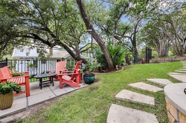 610 Oakland Ave, Austin, TX 78703