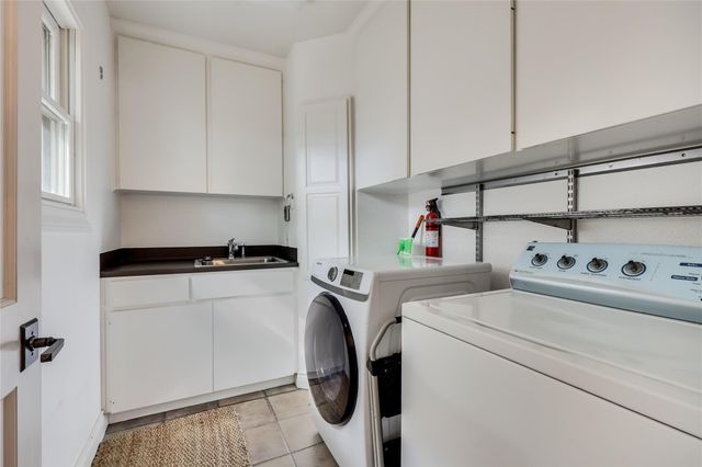 610 Oakland Ave, Austin, TX 78703
