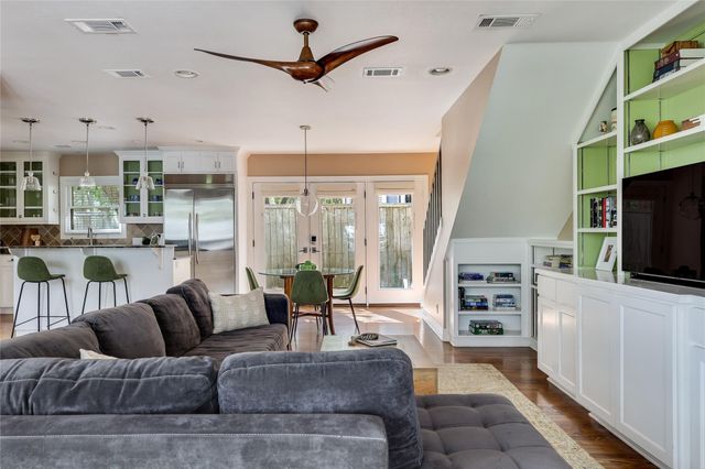 610 Oakland Ave, Austin, TX 78703