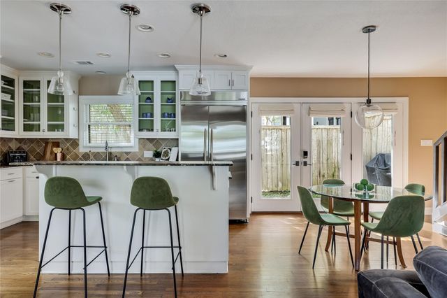 610 Oakland Ave, Austin, TX 78703