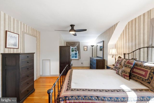 9225 VILLA DR, Bethesda, MD 20817