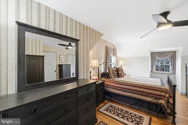 9225 VILLA DR, Bethesda, MD 20817