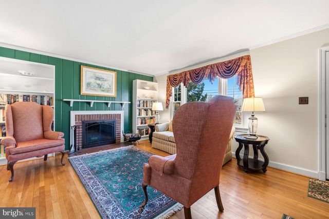 9225 VILLA DR, Bethesda, MD 20817