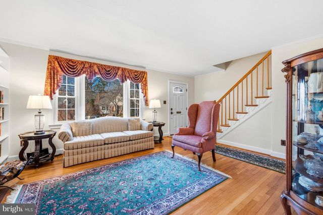 9225 VILLA DR, Bethesda, MD 20817