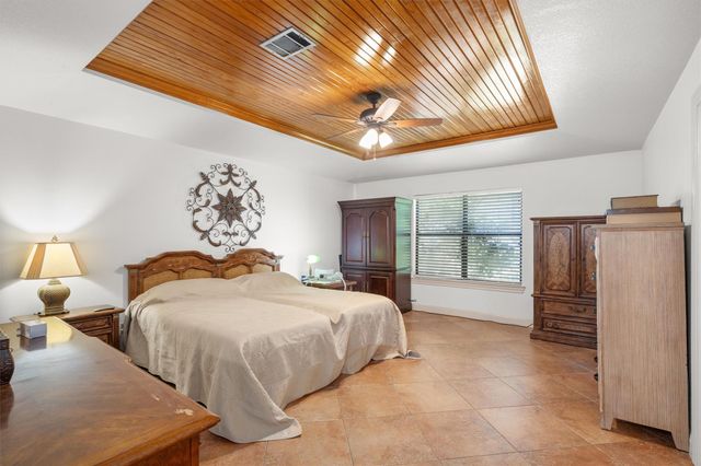 104 El Norte CT, Lakeway, TX 78734