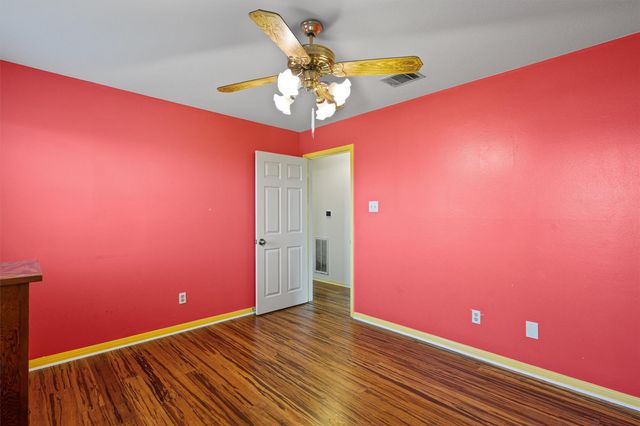 104 El Norte CT, Lakeway, TX 78734