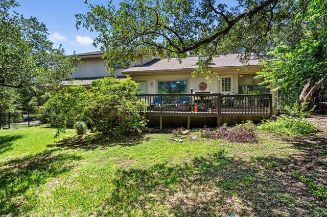 104 El Norte CT, Lakeway, TX 78734
