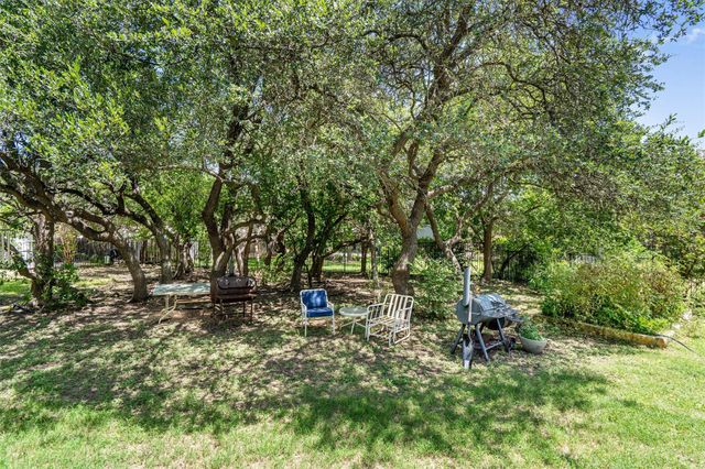 104 El Norte CT, Lakeway, TX 78734