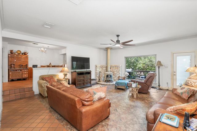 104 El Norte CT, Lakeway, TX 78734