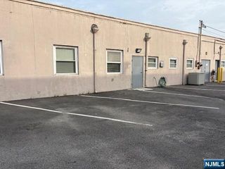 40 Burlews 3B, Hackensack, NJ 07601