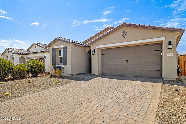 741 E LIBERTY Lane, Gilbert, AZ 85296