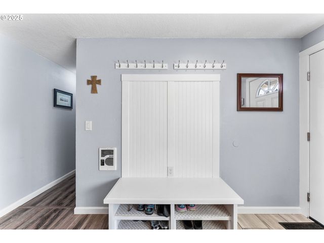 3907 Ne RANCHO Dr, Vancouver, WA 98682