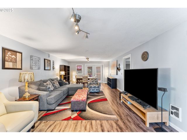 3907 Ne RANCHO Dr, Vancouver, WA 98682