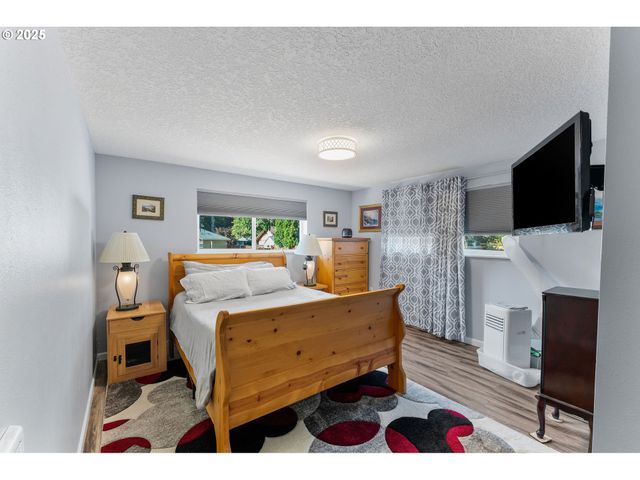 3907 Ne RANCHO Dr, Vancouver, WA 98682