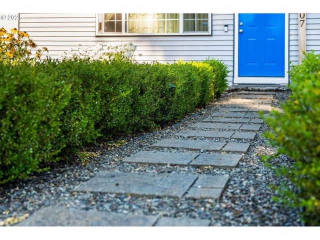 3907 Ne RANCHO Dr, Vancouver, WA 98682