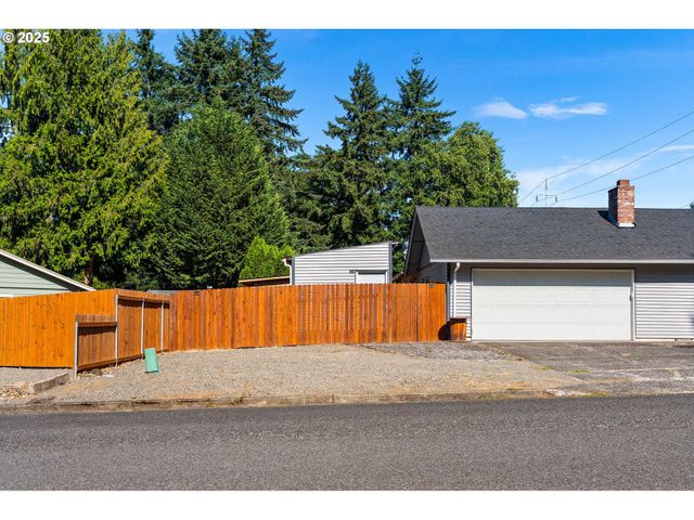 3907 Ne RANCHO Dr, Vancouver, WA 98682