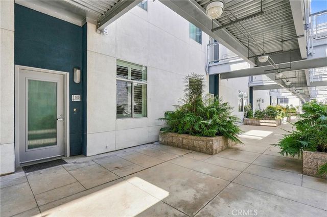 435 W Center Street, Anaheim, CA 92805