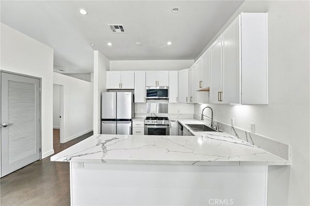 435 W Center Street, Anaheim, CA 92805