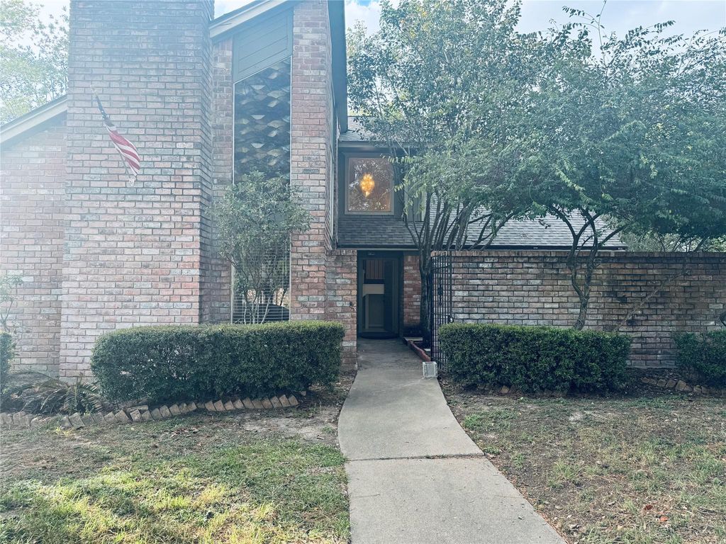 8407 Windy Cove Court, Houston, TX 77095