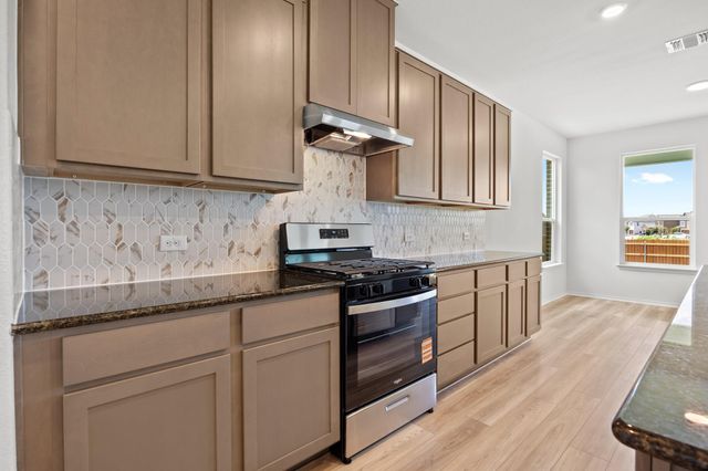 3810 Riardo DR, Round Rock, TX 78665
