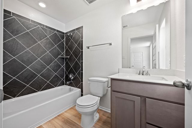 3810 Riardo DR, Round Rock, TX 78665