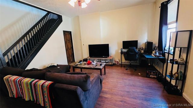 715 walnut Street, Madison, IN 47250