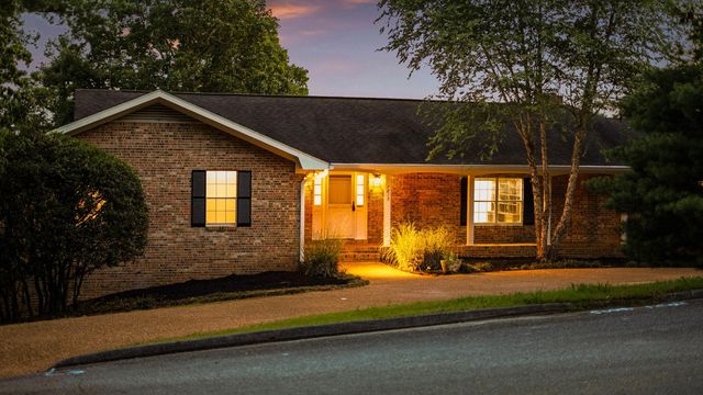 7815 Lasata Court, Harrison, TN 37341
