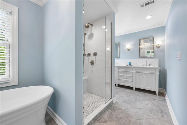 1140 Oakley Avenue, Winnetka, IL 60093