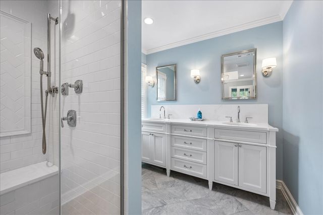 1140 Oakley Avenue, Winnetka, IL 60093