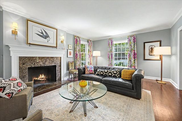 1140 Oakley Avenue, Winnetka, IL 60093