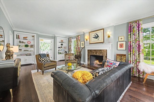 1140 Oakley Avenue, Winnetka, IL 60093
