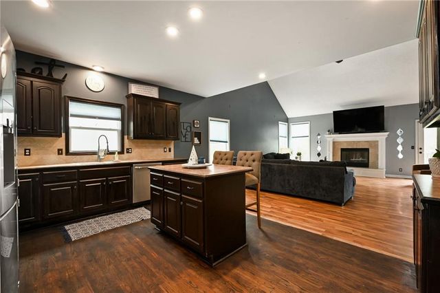 712 S Adams Street, Raymore, MO 64083