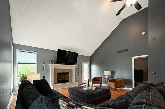 712 S Adams Street, Raymore, MO 64083
