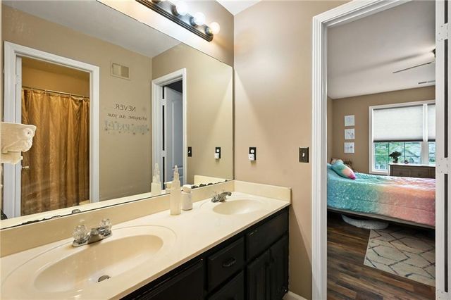 712 S Adams Street, Raymore, MO 64083