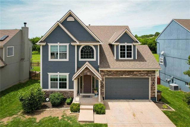 712 S Adams Street, Raymore, MO 64083
