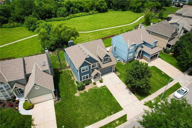 712 S Adams Street, Raymore, MO 64083