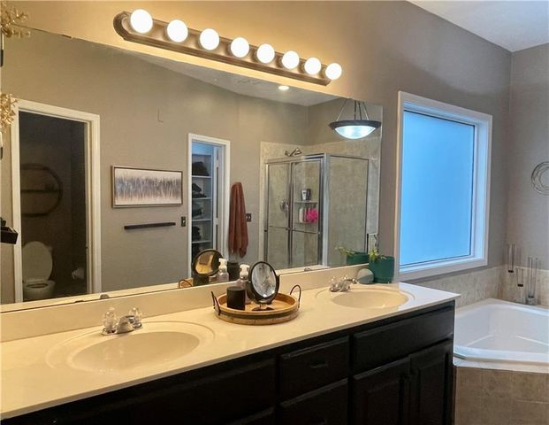 712 S Adams Street, Raymore, MO 64083