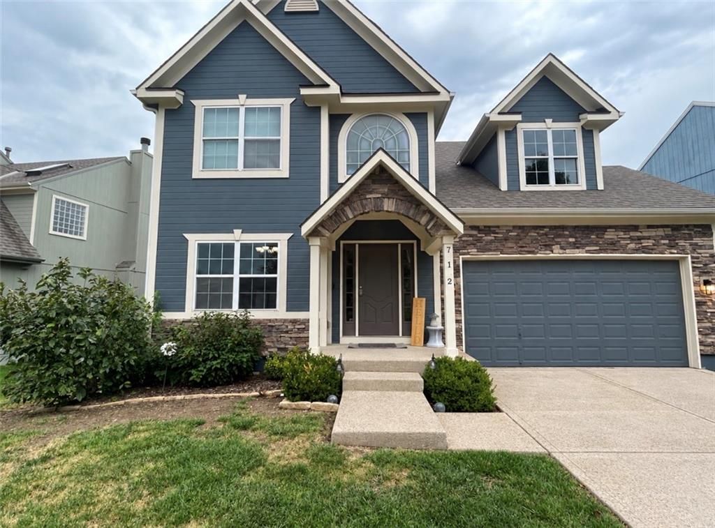 712 S Adams Street, Raymore, MO 64083